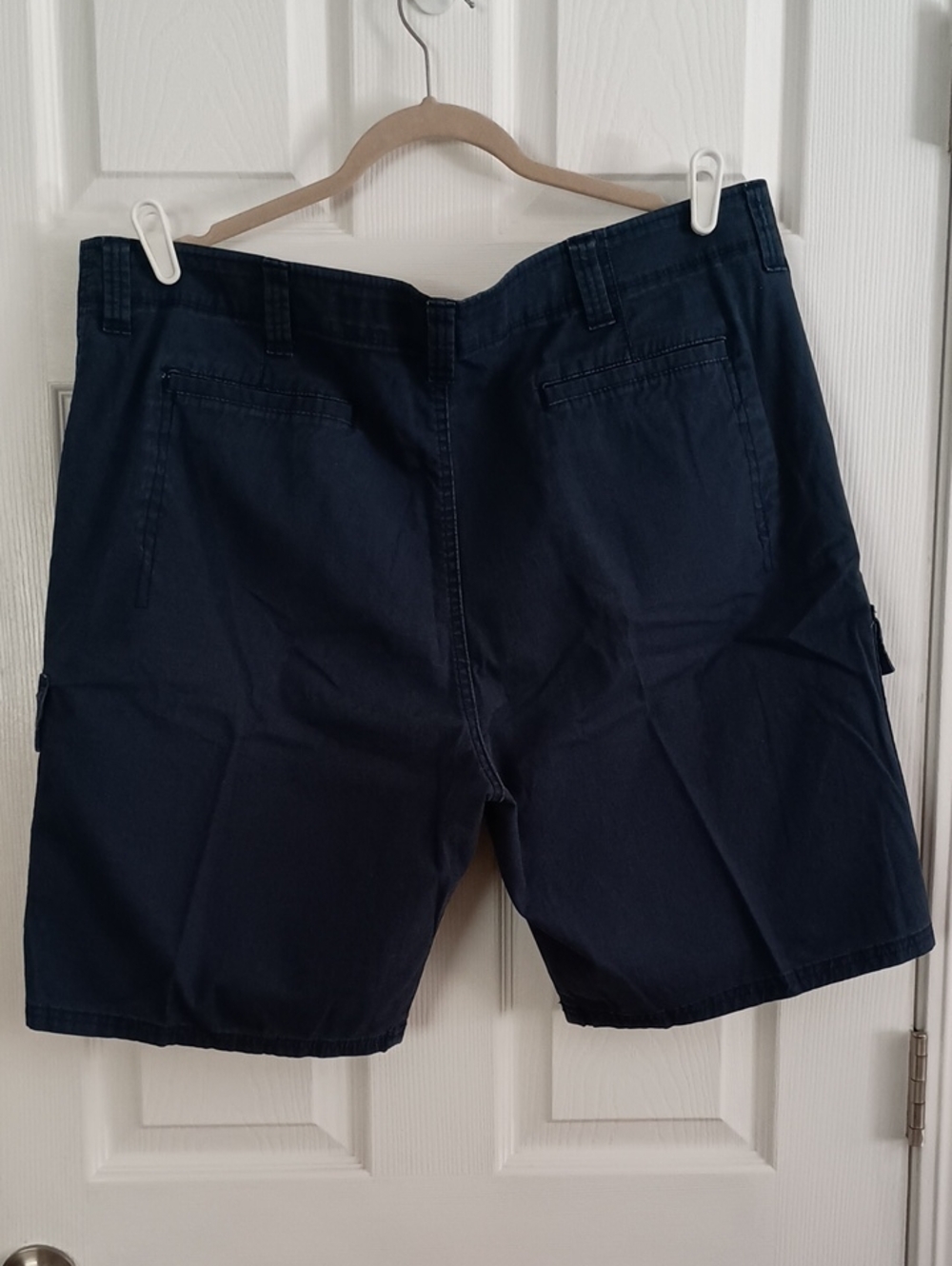 Men's Wrangler Relaxed Fit Size 42 Navy Cargo Shorts (f800) - Picture 5 of 6